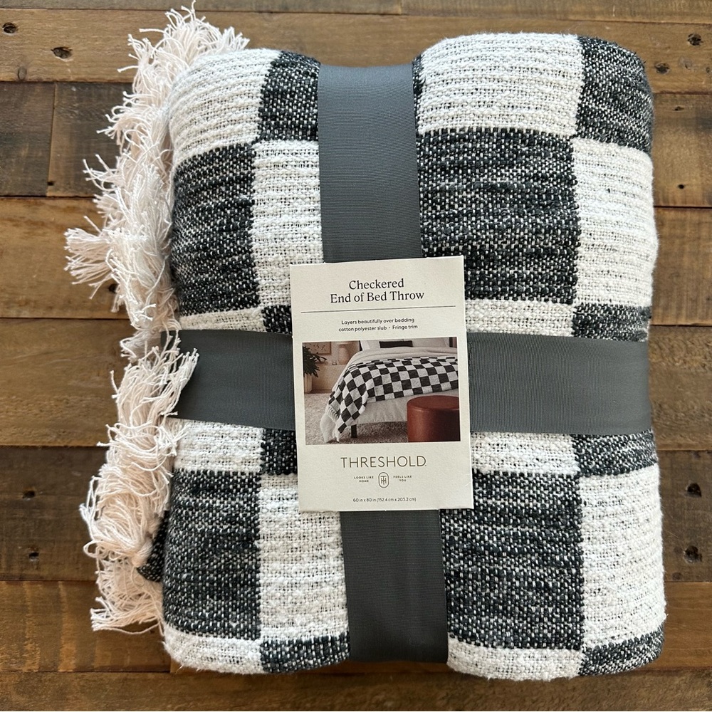⭐️NWT Woven Black Checkered Throw Blanket - Threshold